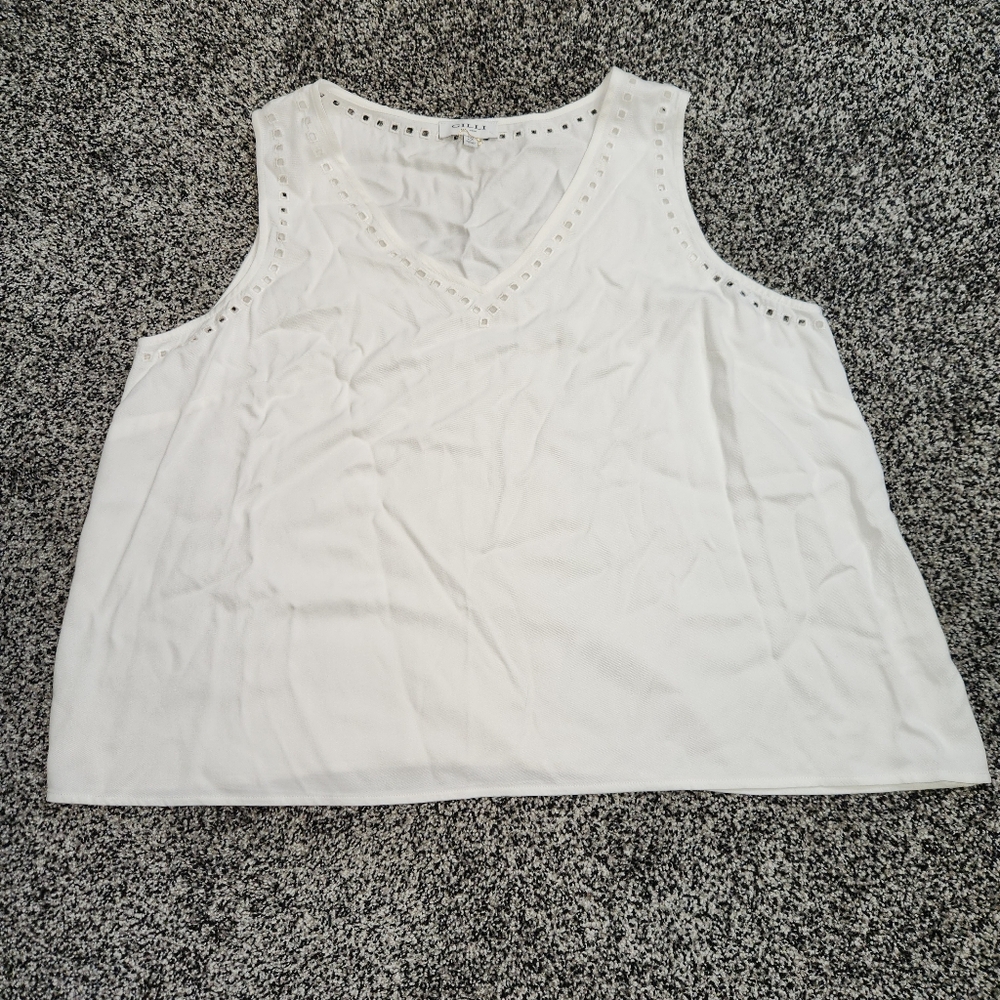 Gilli Tank Top White Women's Size 2X Eyelet Accents Flowy Summer Vacation Career